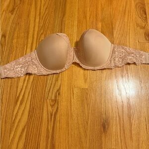 Victoria's Secret Lace Push-Up Bra - Nude